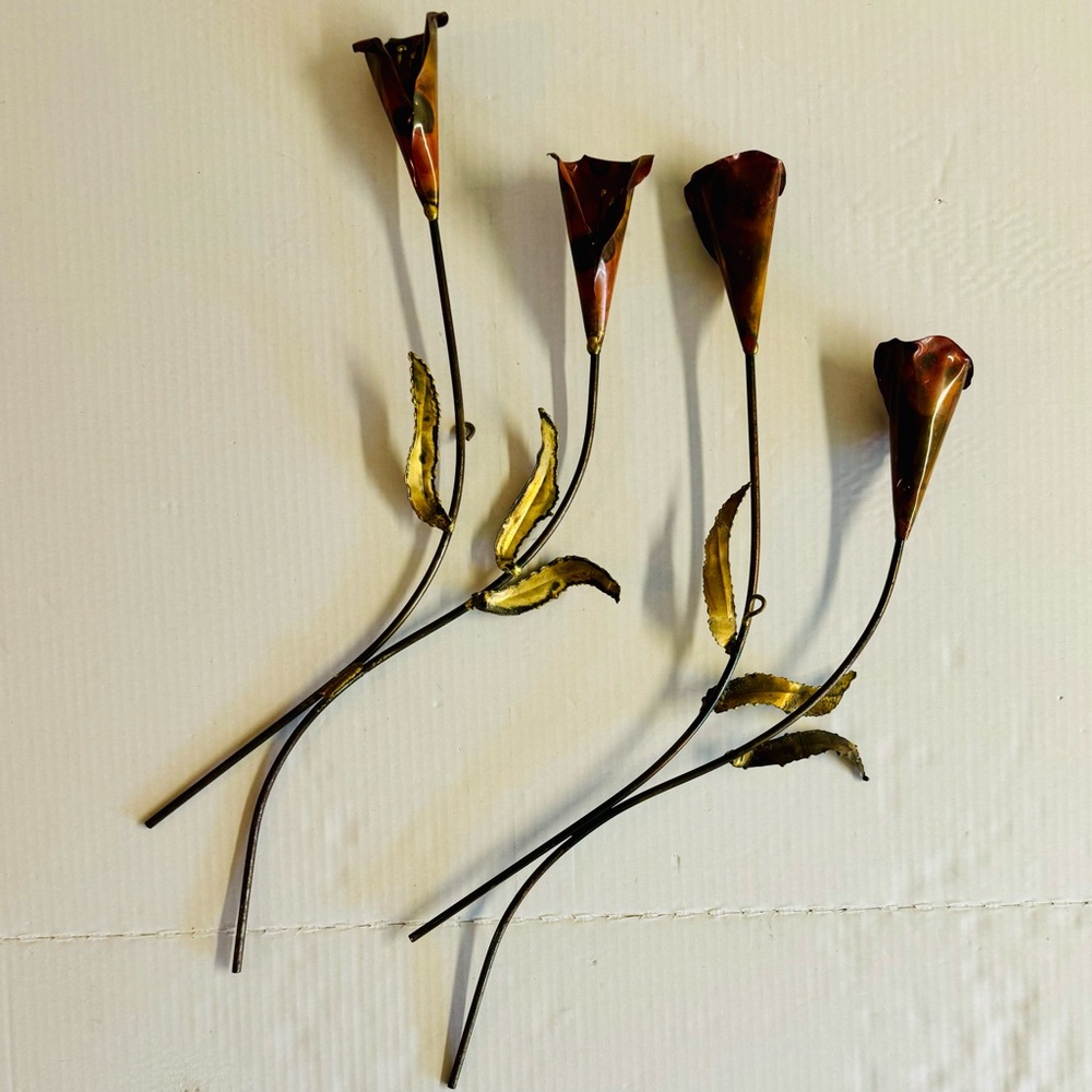 Vtg. 2 Forged copper and brass callalily sculpture wall hanging - Picture 3 of 14